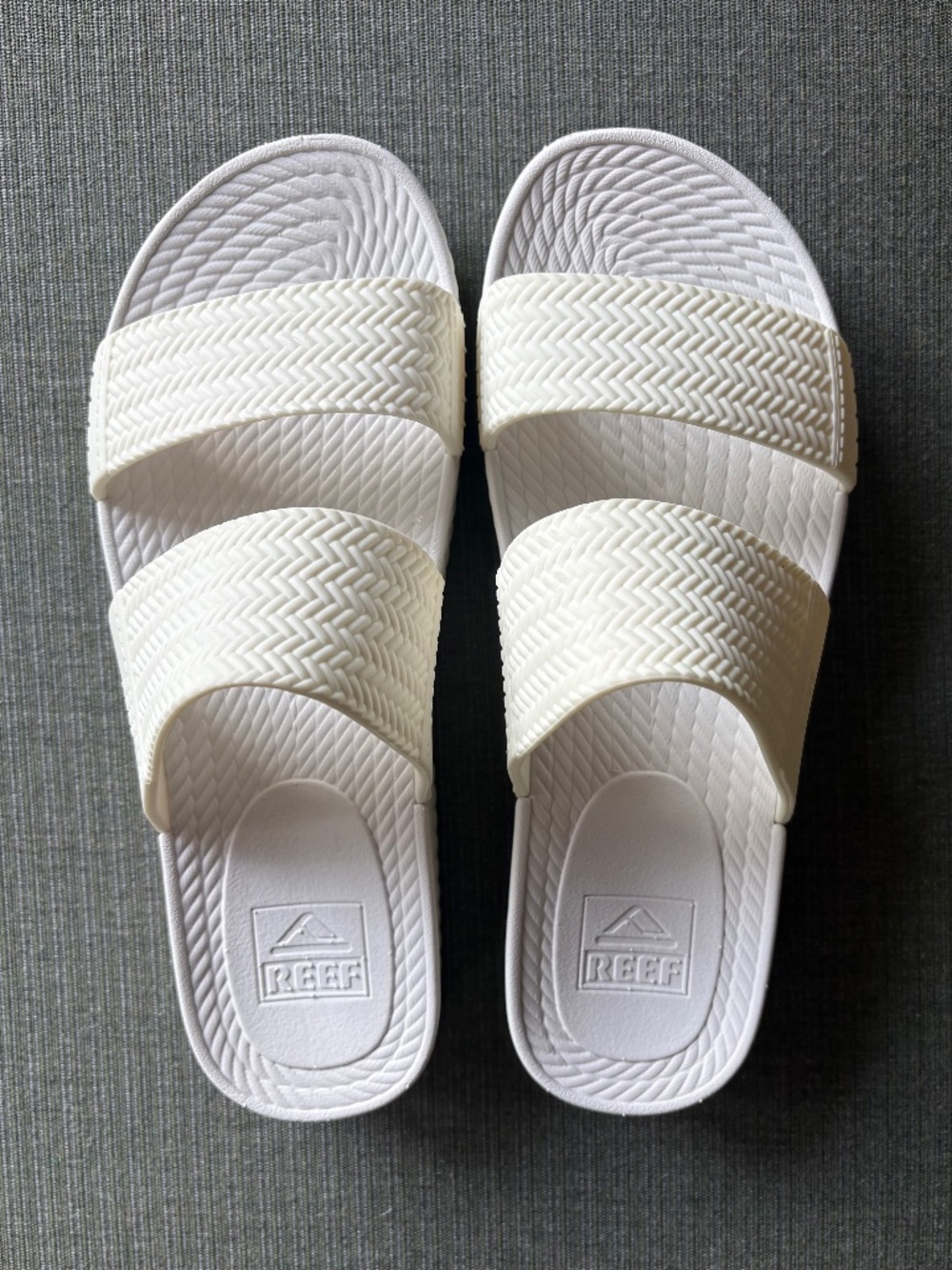 Reef Water Vista Slides (8) White